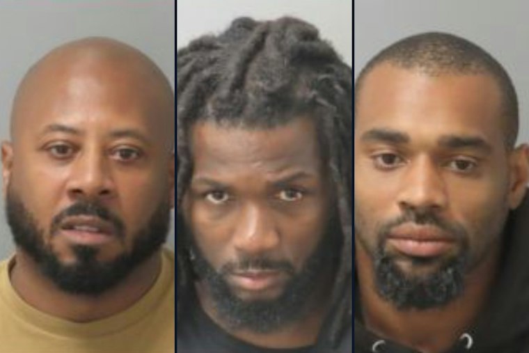 Trio Used Tow Truck to Snatch Broken-Down Cars in St. Louis, Police Say