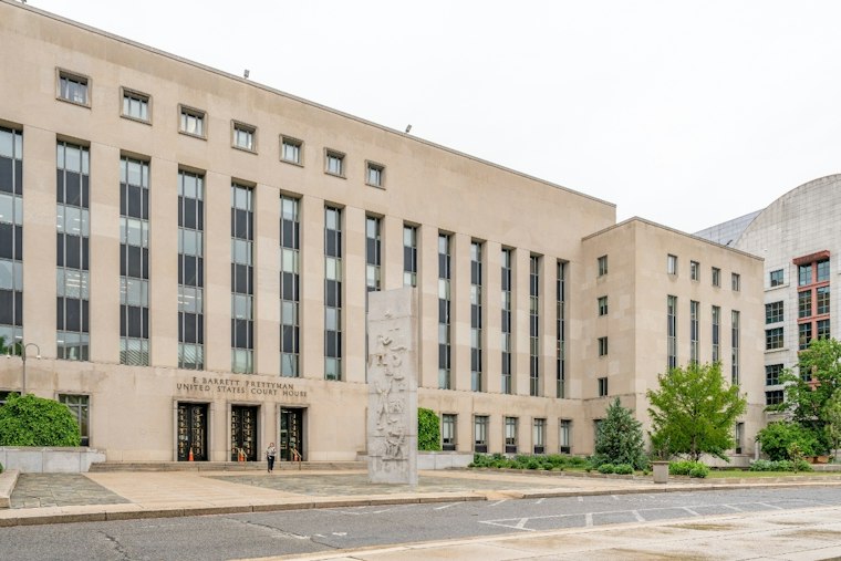 Trump Administration Settles With Unions, Drops Shutdown Mass-Layoff Plan
