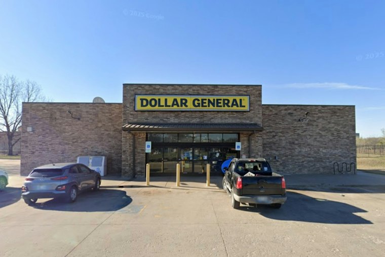 Tulsa Police Hunt Bicycle Bandit Who Held Dollar General Clerk at Gunpoint