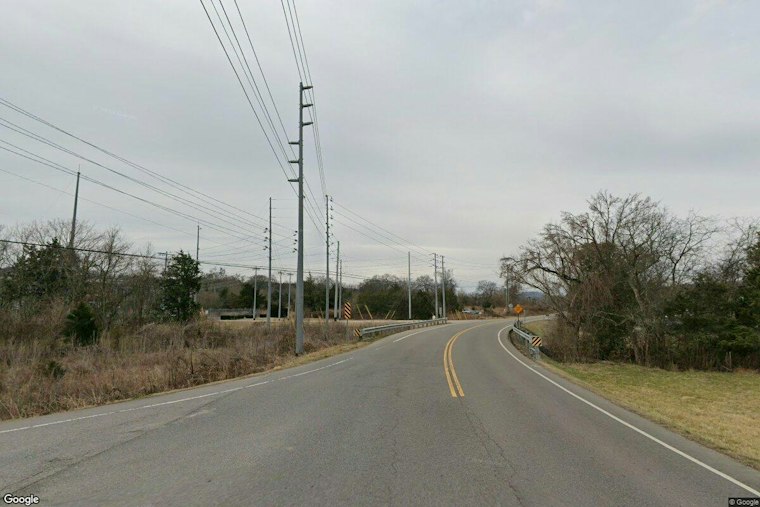 Two Suspects Vanish Into Nolensville Neighborhood After Stolen Car Chase Ends in Crash