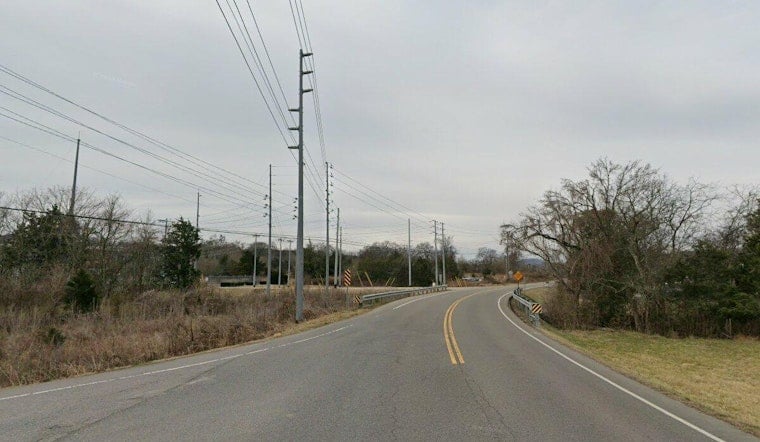 Two Suspects Vanish Into Nolensville Neighborhood After Stolen Car Chase Ends in Crash