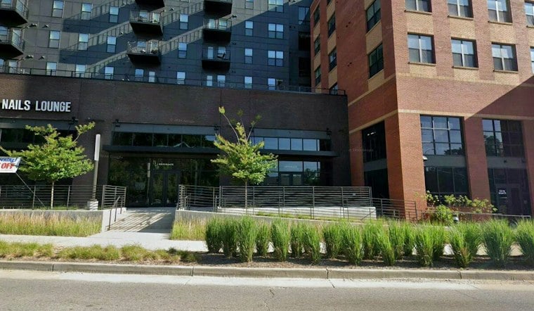 UGA Student Falls Eight Stories From Athens Apartment Window, Lands on Pool Deck