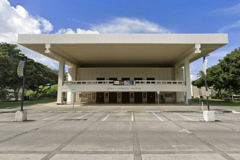 UH Mānoa Opens Deaf History Museum, Ties It to Royal Hawaiian Bloodline