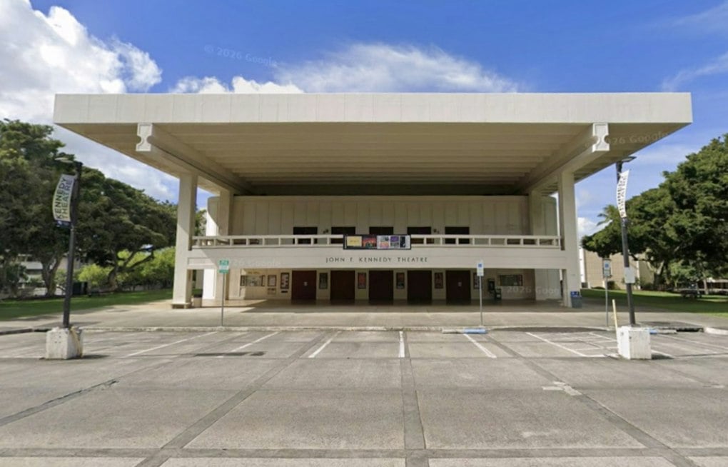 UH Mānoa Opens Deaf History Museum, Ties It to Royal Hawaiian Bloodline