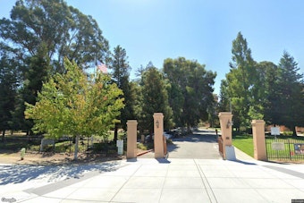 Unauthorized Adult Arrested at Sequoia High School in Redwood City