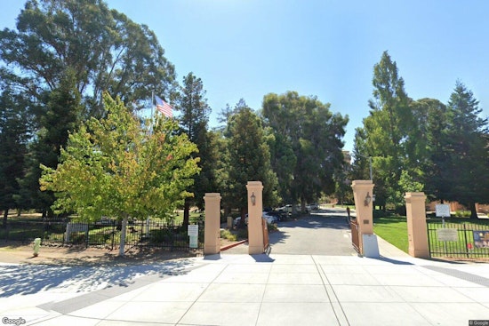 Unauthorized Adult Arrested at Sequoia High School in Redwood City