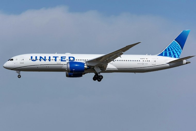 United Flight From Milan Diverts to Maine, Passenger Pulled Off in Bangor
