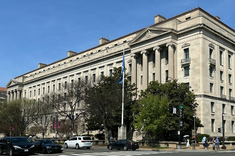 US Justice Department Steps Into Elon Musk's Fight Over $120M EU Fine on X