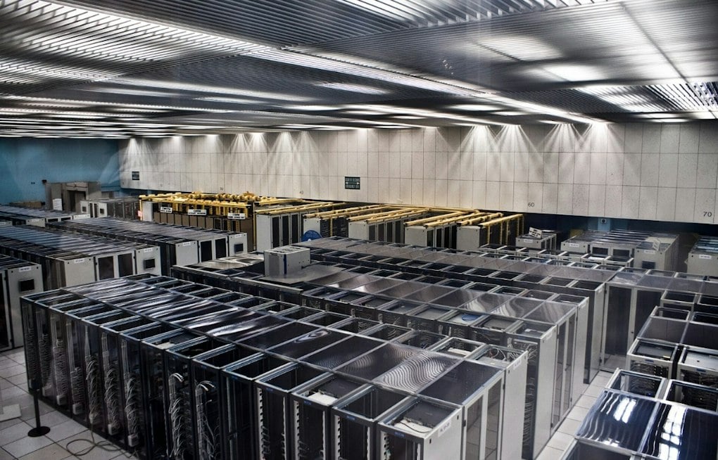 US Power Demand Hits Record Highs as AI Data Centers Strain the Grid