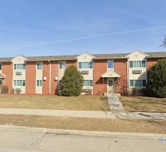 Utah Investor Pays $18.1M for Cudahy Apartment Complex Near Milwaukee