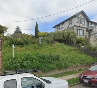 Vacant Berkeley Hills Lot Near Grotto Rock Park Set For Duplex Infill