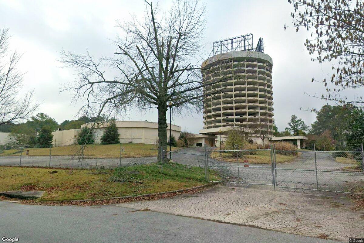 hoodline.com - Chris Allen Thompson - Presidential Hotel DeKalb County Apartment Conversion Permit