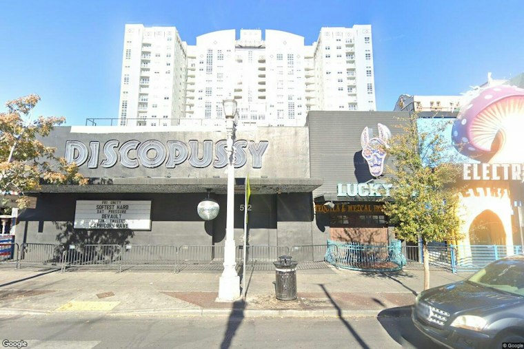 Vegas Gamer Bar Insert Coin(s) Bet $1.5 Million on Fremont Street, Then Fizzled