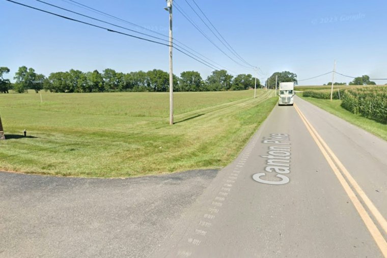 Vehicle Slams Into Southern States on Canton Pike, Employee Hurt