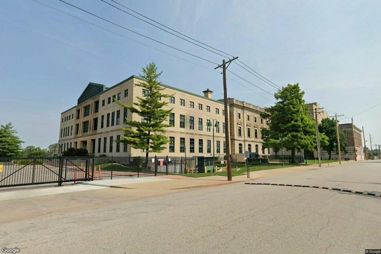 Vienna 911 Coordinator Admits Stealing $690K From Three Illinois Counties