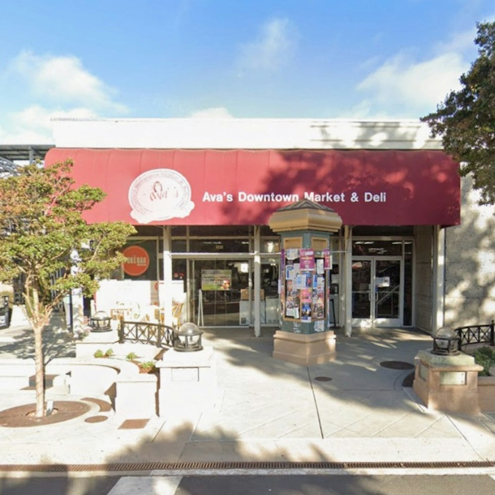 Viral Hawaii Poke Shop Ry's Lands Inside Mountain View Grocery Store