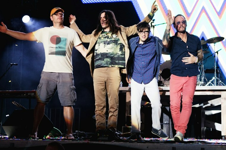 Weezer Heads Back to Columbus, Bringing 'The Gathering' Tour to Nationwide Arena
