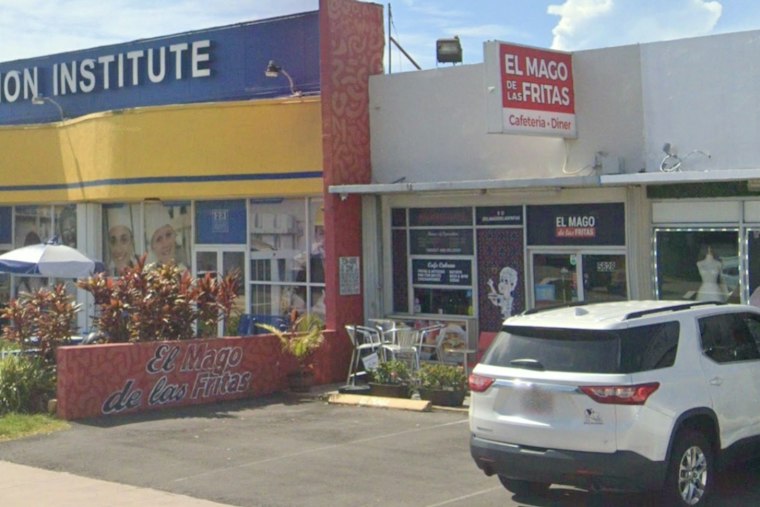 West Miami's El Mago De Las Fritas Still Slings Cuban Burgers After 40 Years