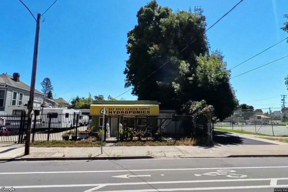 West Oakland Infill Plan Proposes Six Homes on Old Garden Store Lot