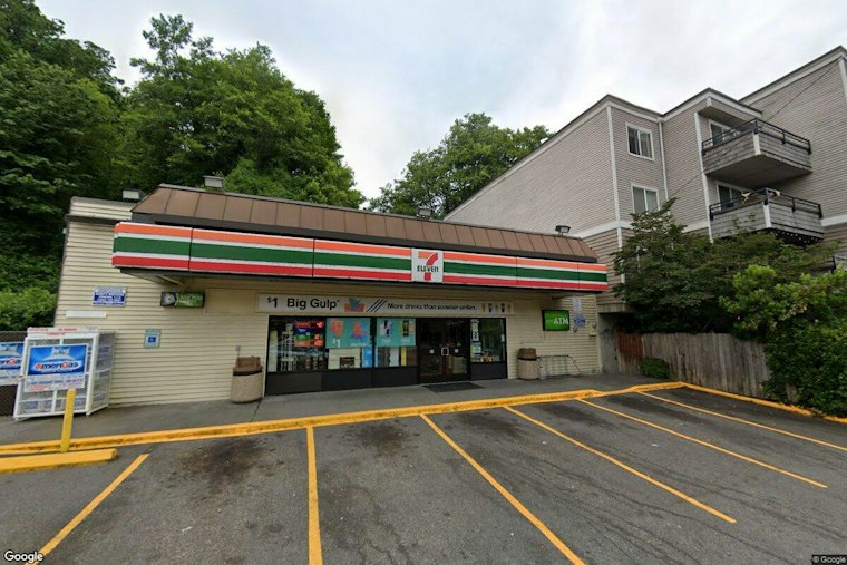 West Seattle 7-Eleven Goes Dark on Harbor Avenue After Years of Robberies