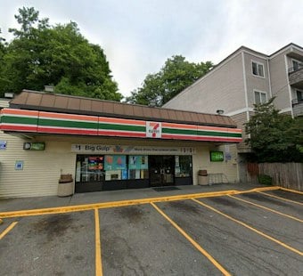 West Seattle 7-Eleven Goes Dark on Harbor Avenue After Years of Robberies