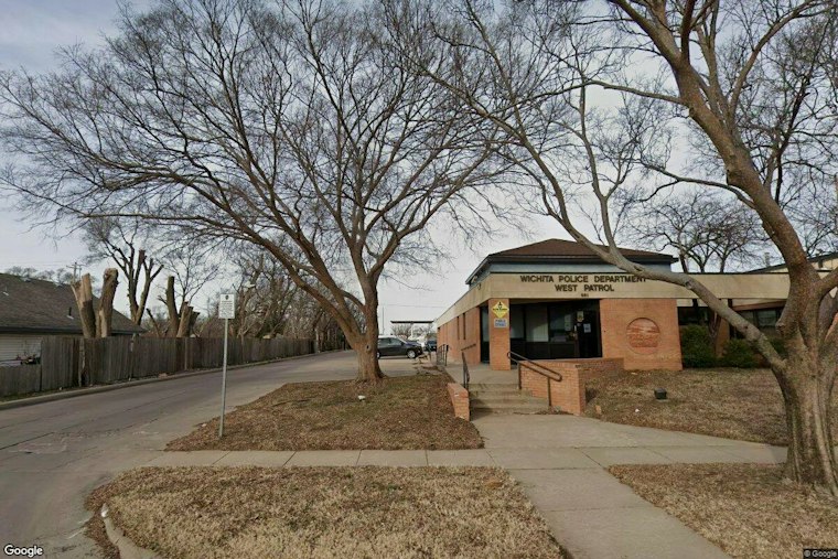 West Wichita Shooting Leaves One Critically Injured Near Central and I-235