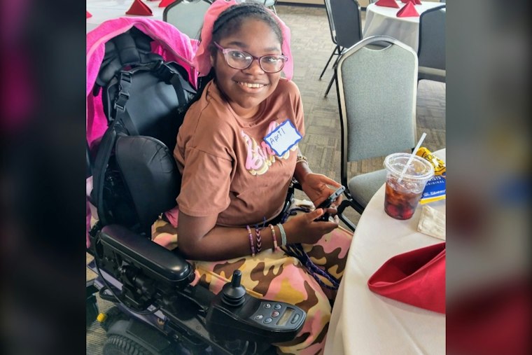 Westland Teen With Spinal Muscular Atrophy Soars Above Metro Detroit by Helicopter