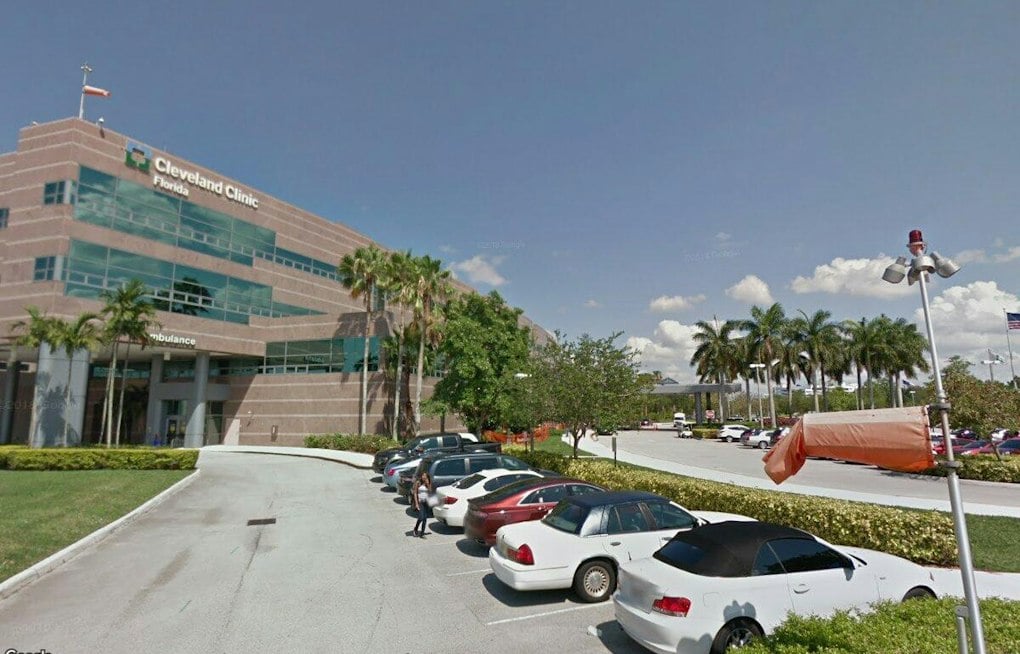 Weston Hospital Becomes Florida's First to Wield Holographic Surgery Goggles