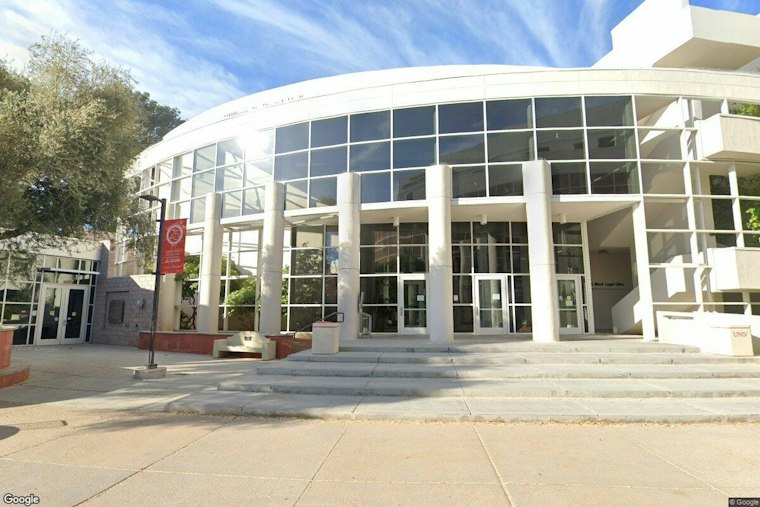 What to Weigh in the Clark County District Court Race Between Bauhaus and Lilly-Spells