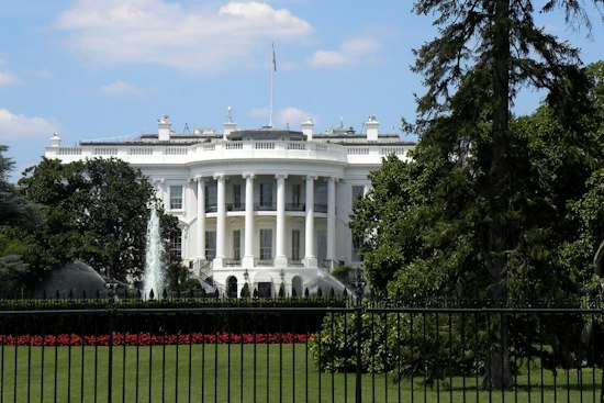 White House Promises $500 Obamacare Checks to 1 Million Amid Premium Crisis