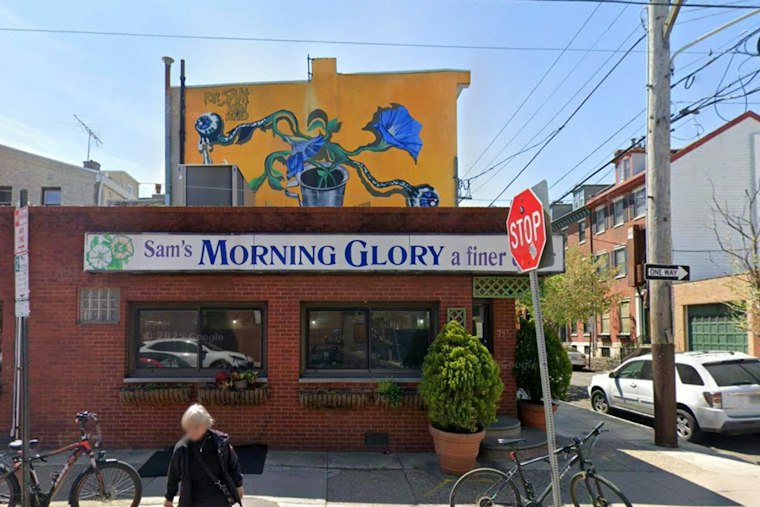 Whitmer Stumps for Shapiro at South Philly Diner Famous for Anti-Scalia Frittata