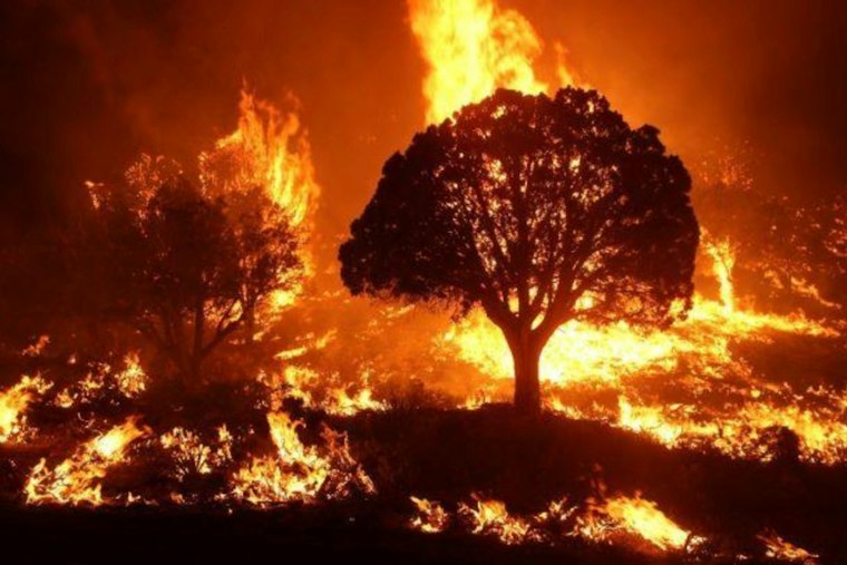 Wildfire Forces Evacuations West of Highway 183 in New Cordell