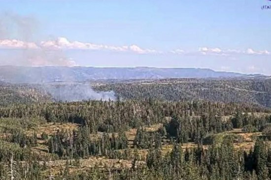 Wind-Driven Range Valley Fire Grows in Carbon County's Book Cliffs