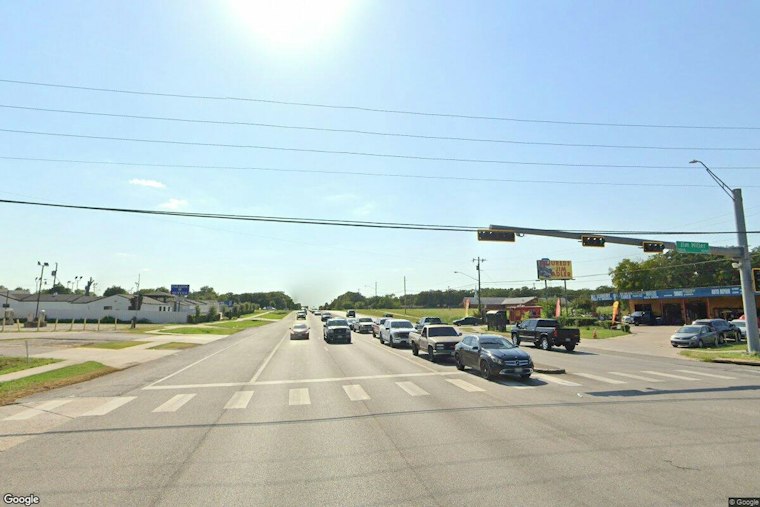 Woman Dead, Three Hurt as Multi-Vehicle Crash Slams Oak Cliff Intersection