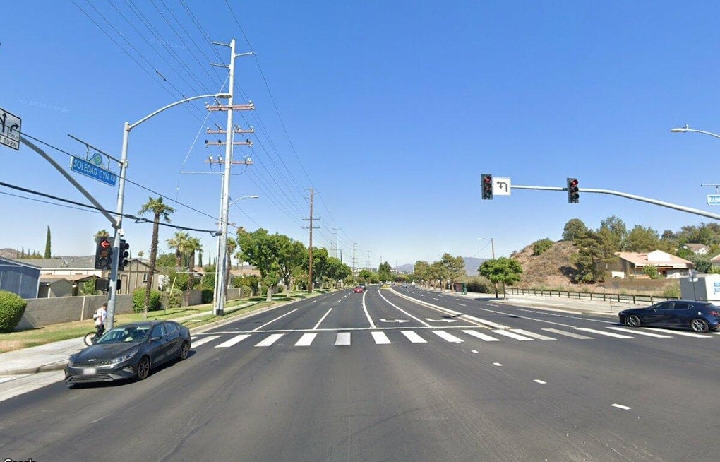Woman Dies in Four-Car Pileup in Canyon Country