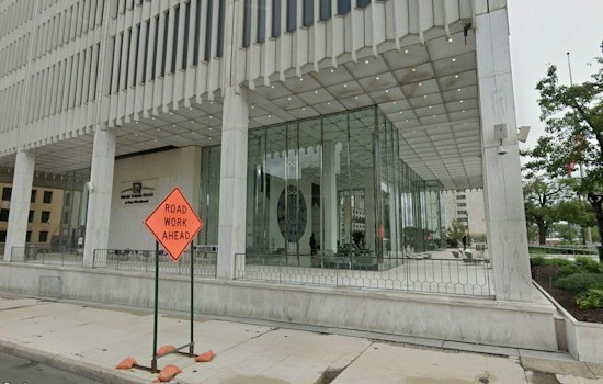 Woman Fatally Stabbed at Woodward and Congress in Downtown Detroit, Suspect Held