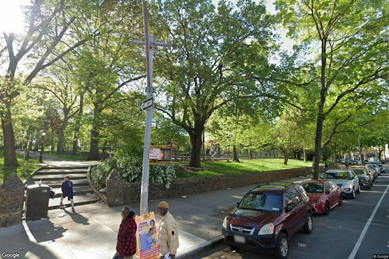 Woman Lures Man to Claremont Park via Social Media, Then Robbery Turns Armed