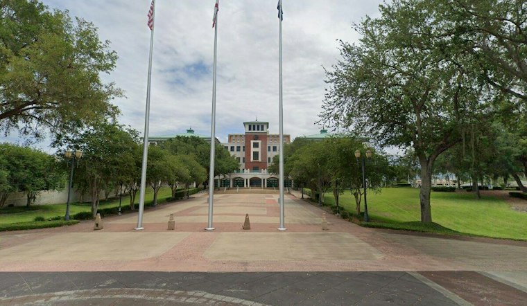 Woman Says Known Person Fired at Her Near Volusia Courthouse Garage; Complex Locked Down