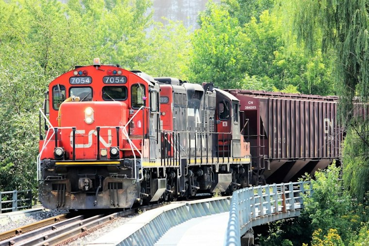 Woodburn Rail Terminal Plan Targets Oregon Farm Export Bottleneck