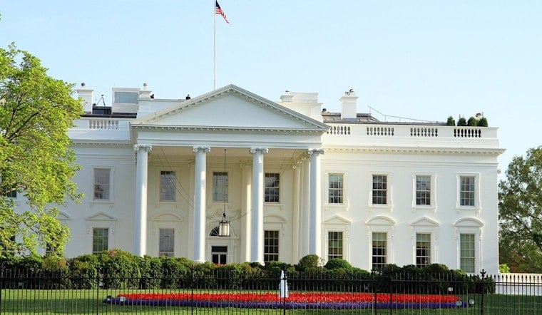 Worker Hurt on White House Scaffolding, Pulled Down in Stokes Basket