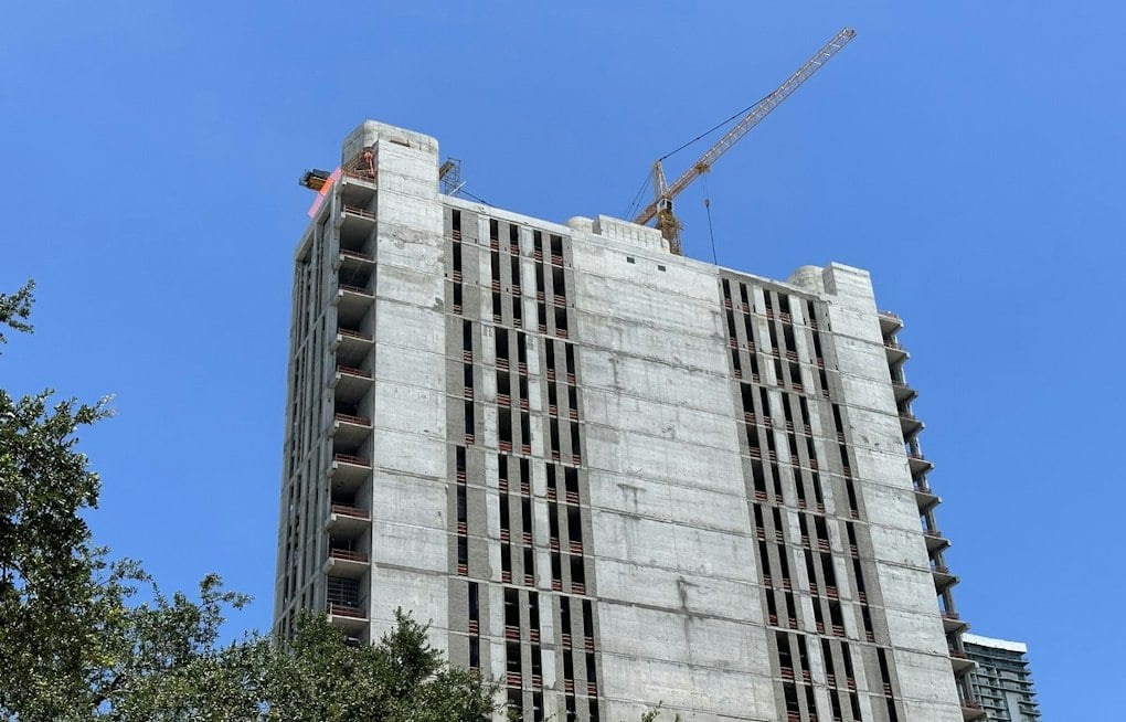 Wynwood's Rider Residences Tops Off With $90M Loan From Slim's Bank