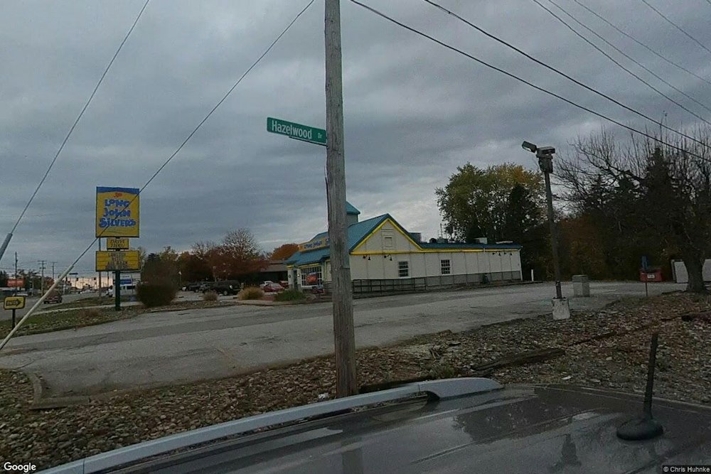 Youngstown Long John Silver's Marks Remodel With Ribbon-Cutting