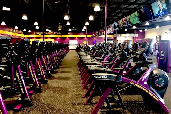 New Planet Fitness now open in Clovis