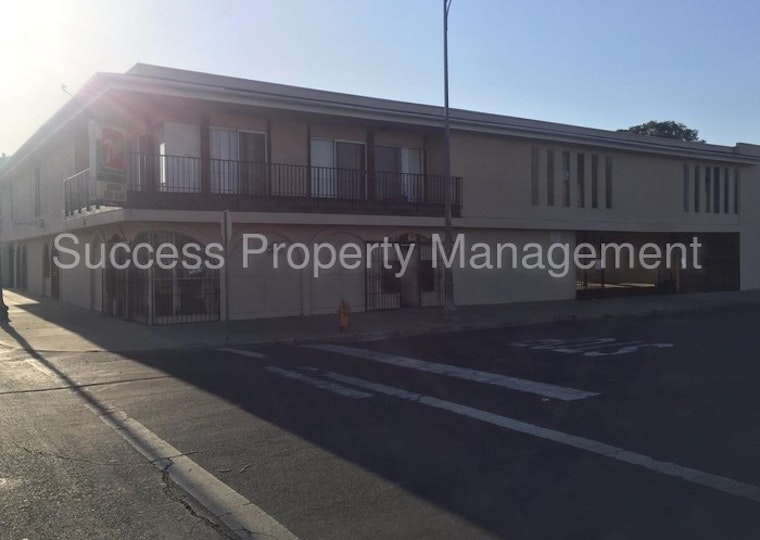 What will $800 rent you in Stockton, right now?