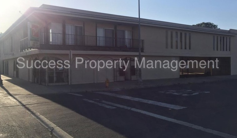 What will $800 rent you in Stockton, right now?