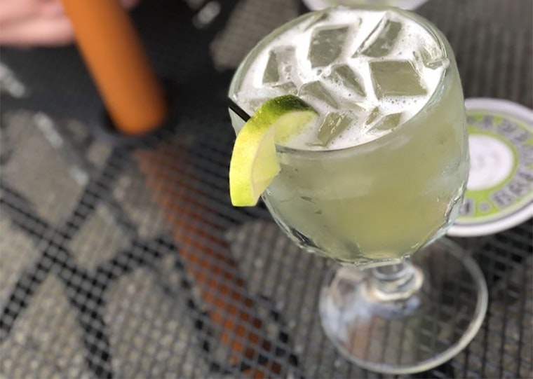 The 4 best dive bars in Lakewood, ranked