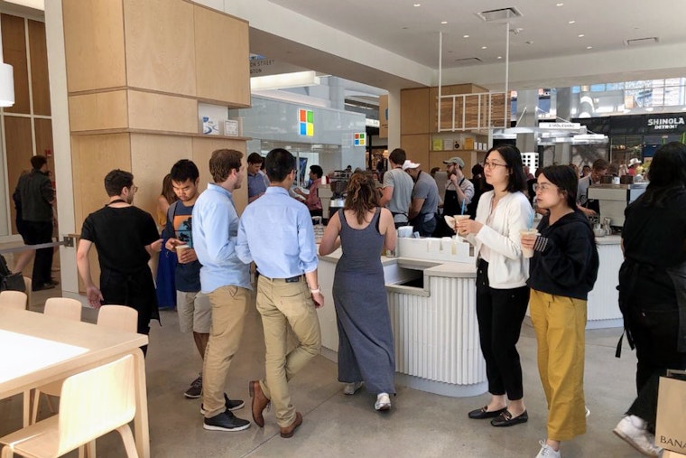 Coffee culture: Crowds flock to Back Bay's new Blue Bottle Coffee