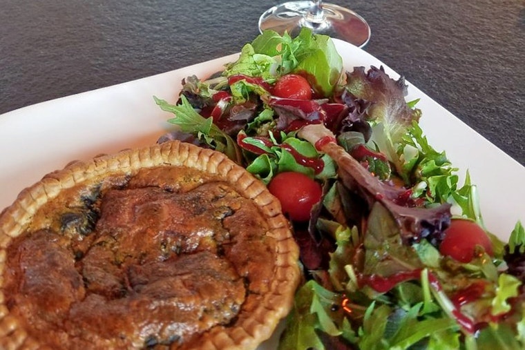 New Bellevue wine bar Cepae showcases French vintages, bites