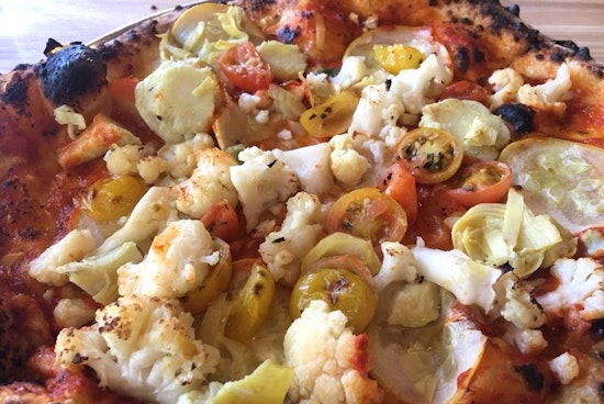 Macoletta brings wood-fired pizza to Astoria