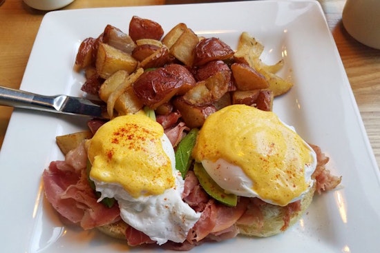 Brunch favorite Stax Cafe opens new eatery in River West